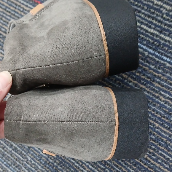 New Dr. Scholl's Whoa slip-on wedge loafer in grey microsuede. SIZE 9 - Picture 7 of 9